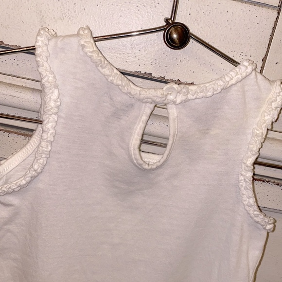 Baby Gap sleeveless ruffle trim white tank top shirt playtime favorite 18-24 Mo. - Picture 5 of 6